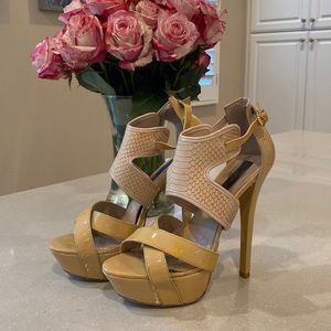 Steven by Steve Madden Platform Savage Pumps (Nude)
